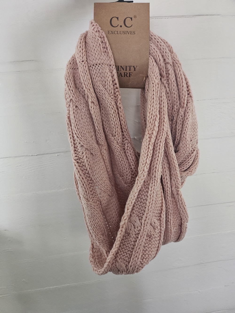 Women's Pink Cable Knit Infinity Scarf